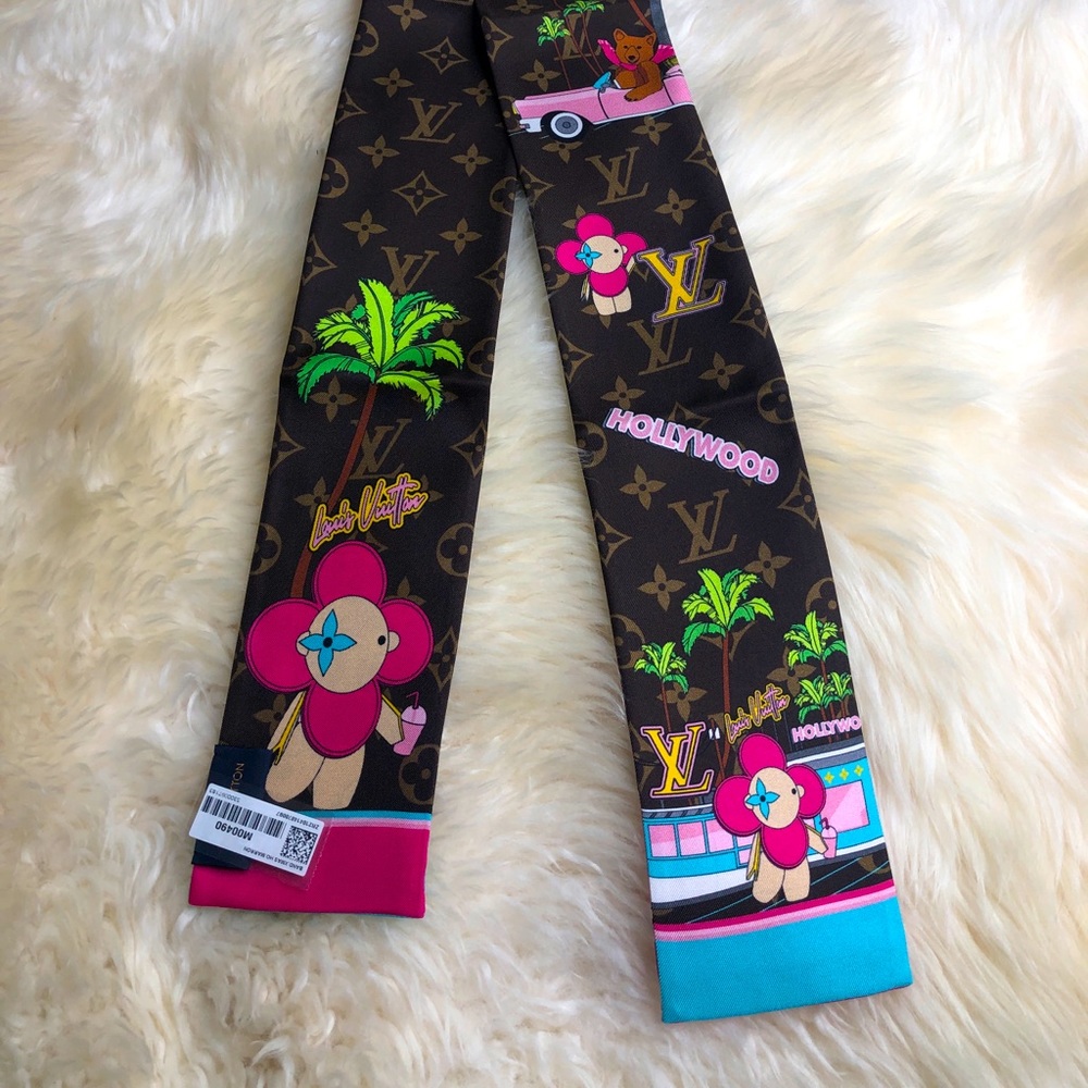 Used 2021 Louis Vuitton Xmas Animation Hollywood Bandeau